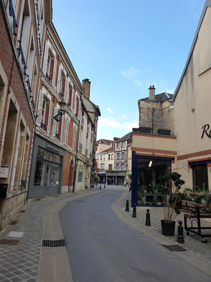 Appartement Hyper-Centre Epernay Avec Sauna Et Parking Prive Dış mekan fotoğraf